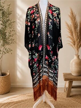 Aratta Black Floral Fringe Kimono
